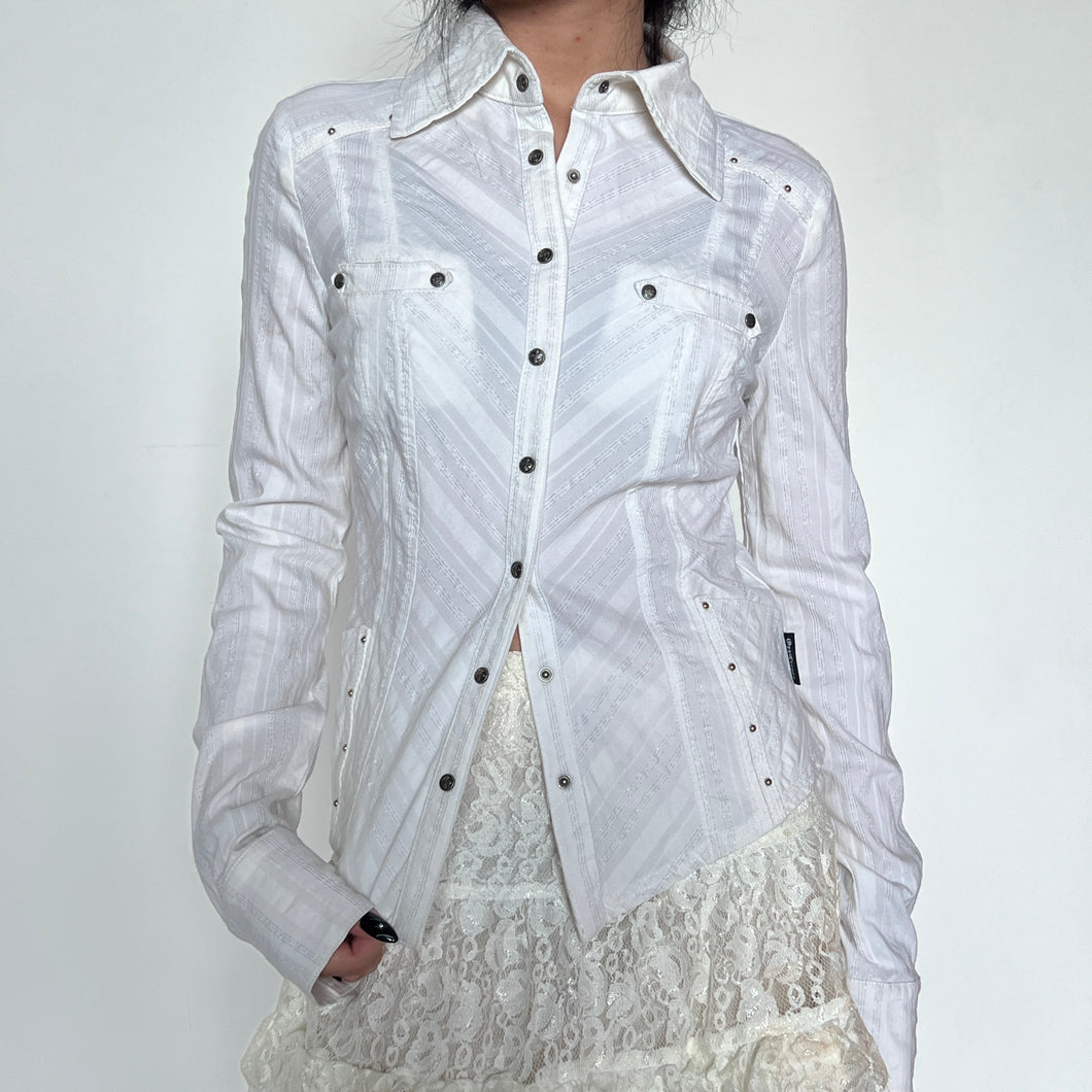 White Grunge Metal Embellished Pinstriped Button-Up Collared Long Sleeve Top