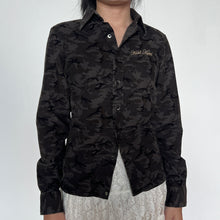 Load image into Gallery viewer, Black Grey Camo Print Velvet Button-Up Collared Long Sleeved Top
