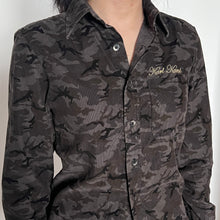 Load image into Gallery viewer, Black Grey Camo Print Velvet Button-Up Collared Long Sleeved Top
