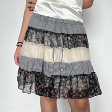 Load image into Gallery viewer, Black Cream Floral Plaid Patterned Patchwork Tiered Mini Skirt
