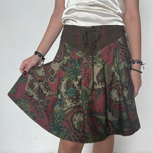 Load image into Gallery viewer, Khaki Oriental Print Lace Up Pleated Skirt
