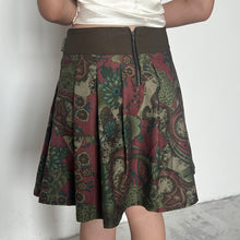 Load image into Gallery viewer, Khaki Oriental Print Lace Up Pleated Skirt
