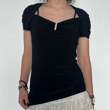 Load image into Gallery viewer, Black 90s/00s Shrug Rhinestones Queen Ruched Short Sleeve Top
